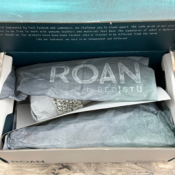 NIB Roan Bed Stu 8 Jury White Multi Beaded Slide Sandals Boho - Picture 10 of 12